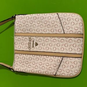 Guess crossbody
